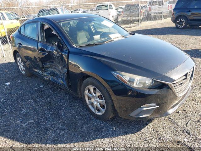  Salvage Mazda Mazda3