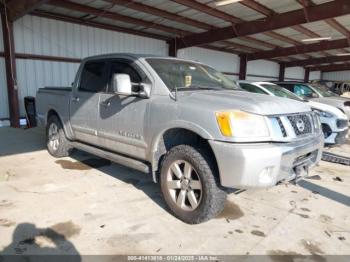  Salvage Nissan Titan