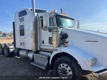  Salvage Kenworth T800