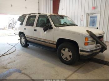  Salvage GMC Yukon