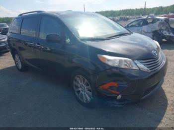  Salvage Toyota Sienna