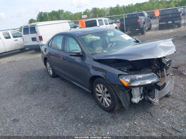  Salvage Volkswagen Passat