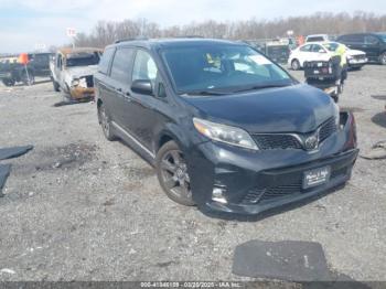  Salvage Toyota Sienna