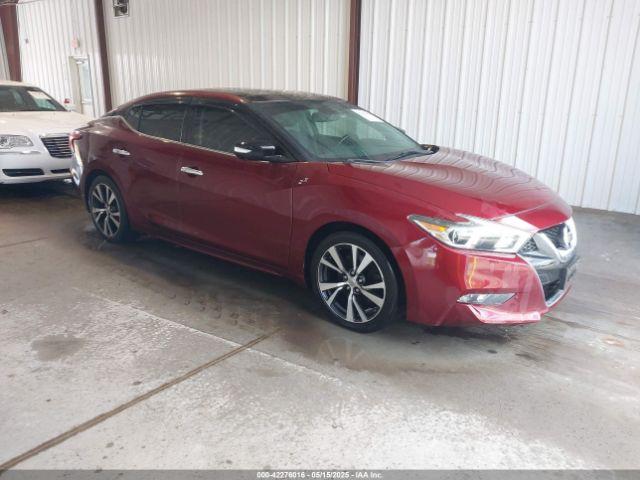  Salvage Nissan Maxima