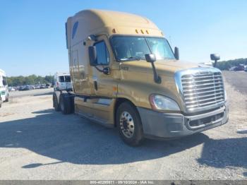  Salvage Freightliner Cascadia 125