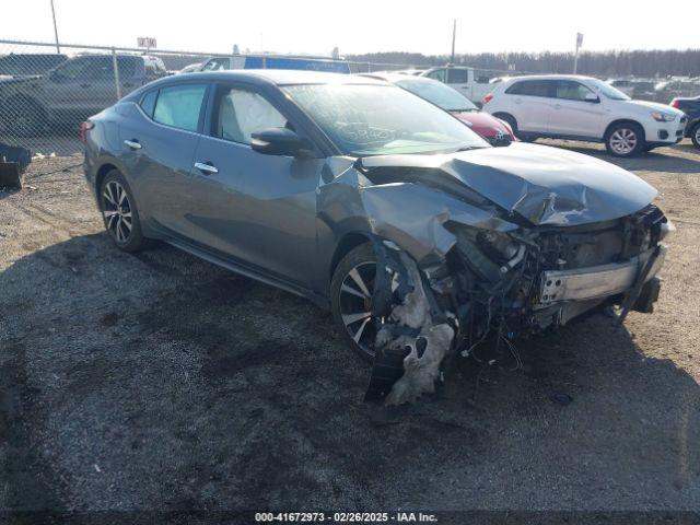  Salvage Nissan Maxima