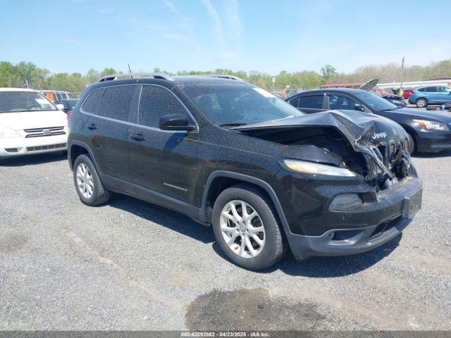  Salvage Jeep Cherokee