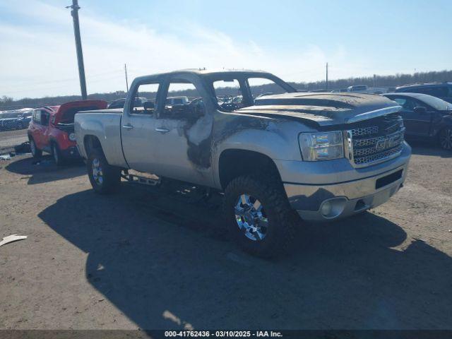  Salvage GMC Sierra 2500