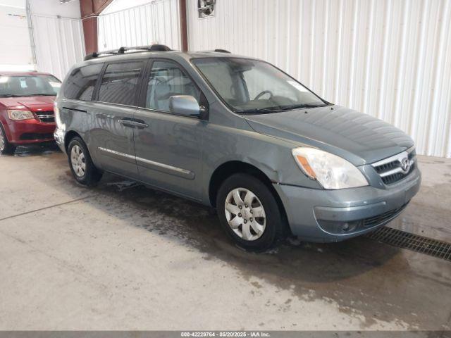  Salvage Hyundai Entourage