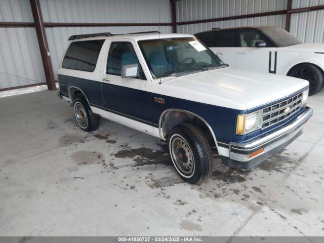  Salvage Chevrolet Blazer