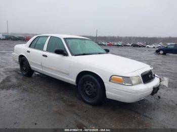  Salvage Ford Crown Victoria