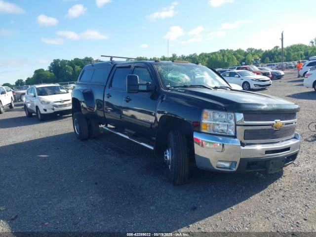  Salvage Chevrolet Silverado 3500