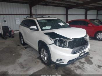  Salvage Toyota Highlander