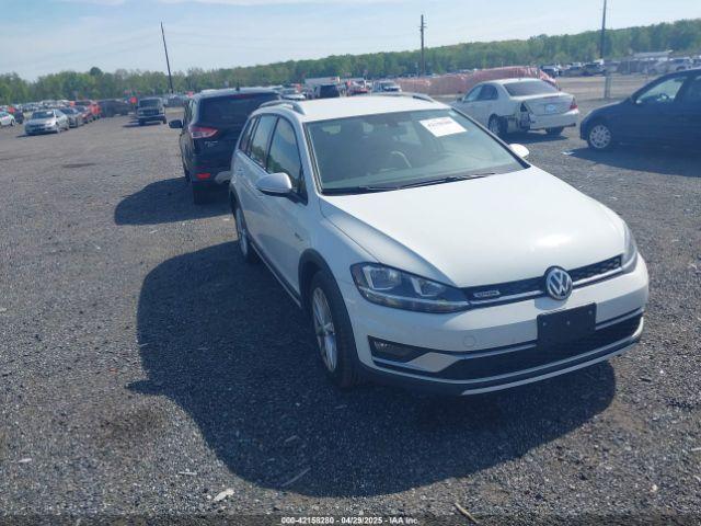  Salvage Volkswagen Golf