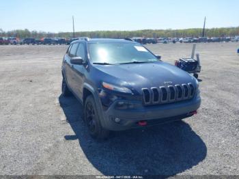  Salvage Jeep Cherokee