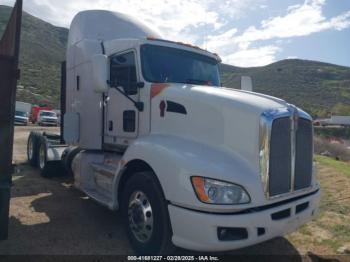 Salvage Kenworth Construction