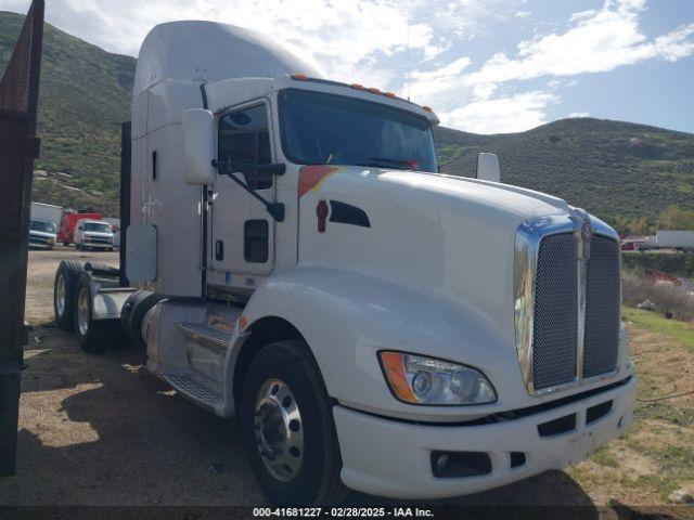  Salvage Kenworth Construction
