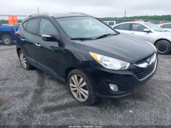  Salvage Hyundai TUCSON