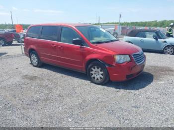  Salvage Chrysler Town & Country