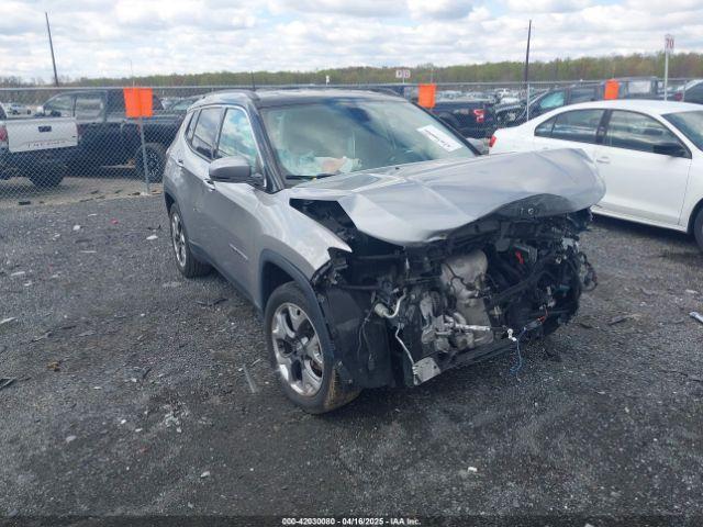  Salvage Jeep Compass