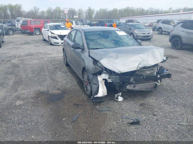  Salvage Kia Forte
