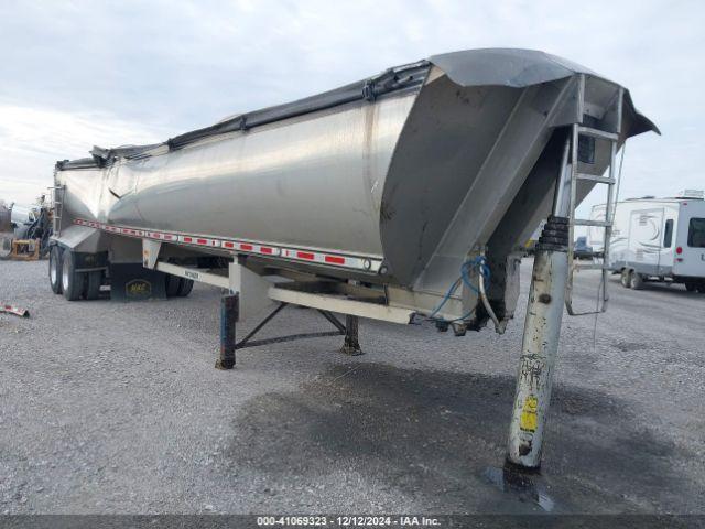  Salvage Mac Trailer Mfg Trailer