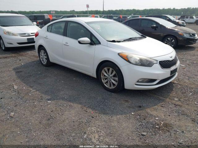  Salvage Kia Forte