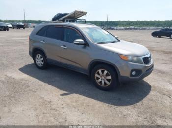  Salvage Kia Sorento