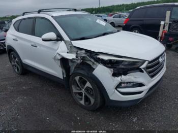  Salvage Hyundai TUCSON