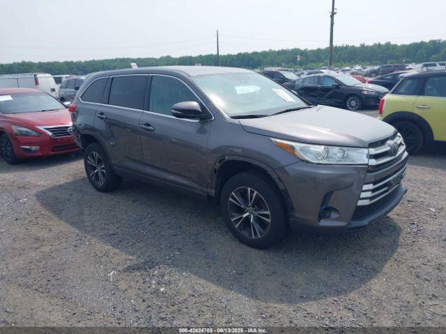  Salvage Toyota Highlander