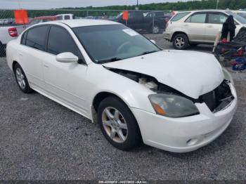 Salvage Nissan Altima