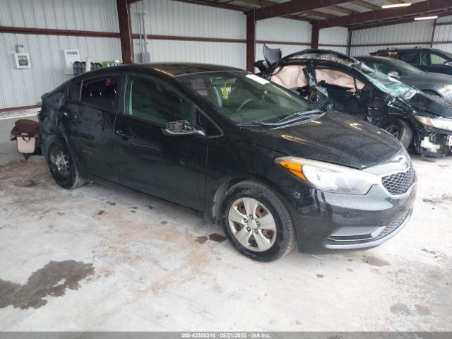  Salvage Kia Forte