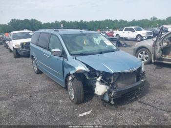 Salvage Chrysler Town & Country