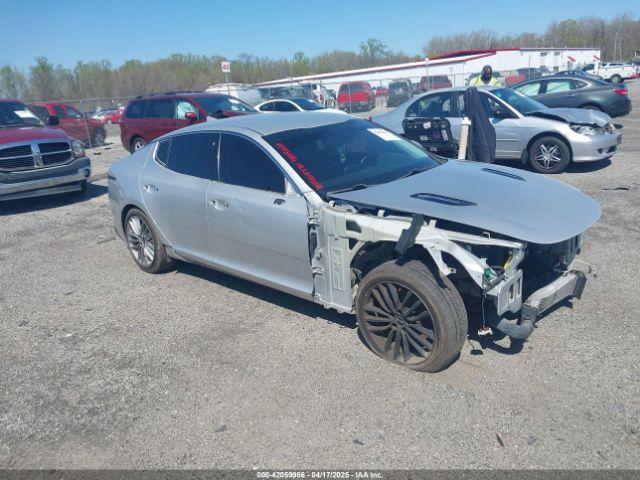  Salvage Kia Stinger