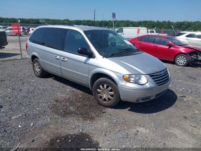  Salvage Chrysler Town & Country