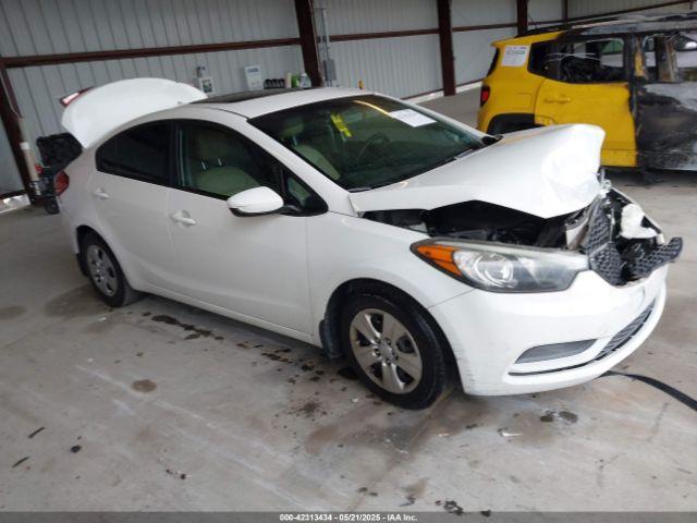  Salvage Kia Forte