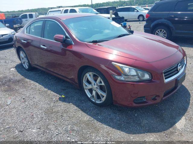  Salvage Nissan Maxima