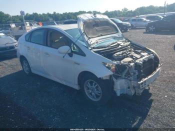  Salvage Toyota Prius