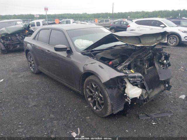  Salvage Chrysler 300