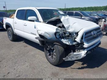  Salvage Toyota Tacoma