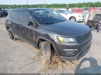 Salvage Jeep Compass