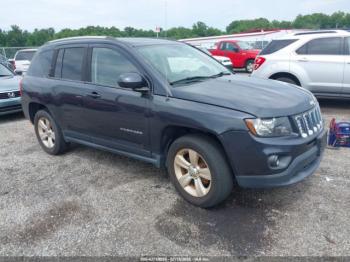  Salvage Jeep Compass