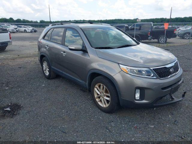  Salvage Kia Sorento