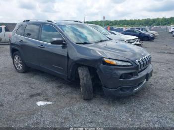  Salvage Jeep Cherokee
