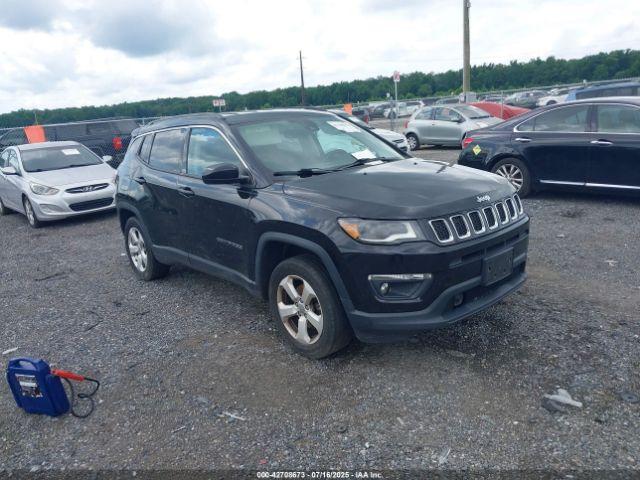  Salvage Jeep Compass