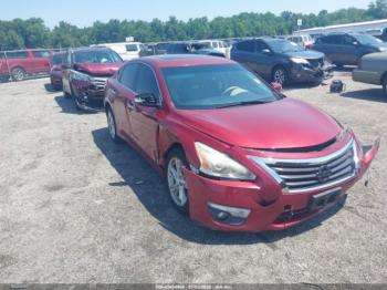  Salvage Nissan Altima