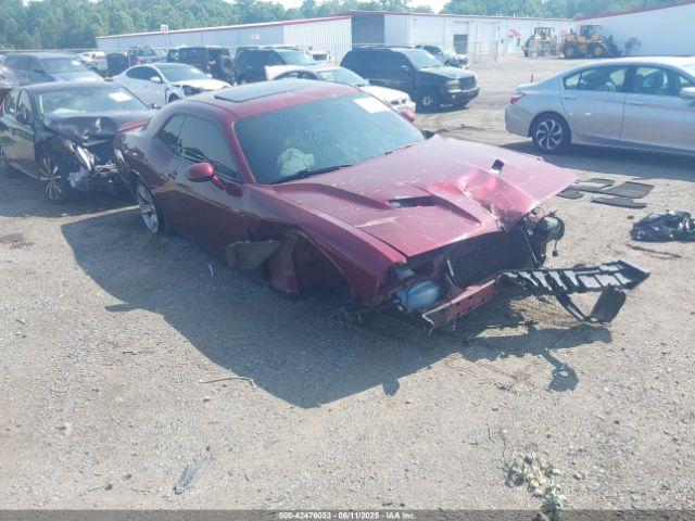  Salvage Dodge Challenger