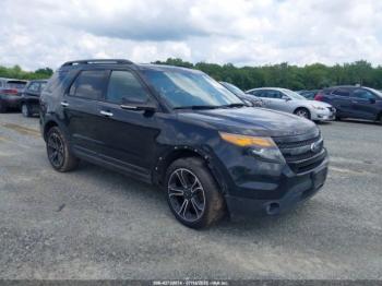  Salvage Ford Explorer