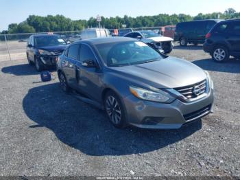  Salvage Nissan Altima
