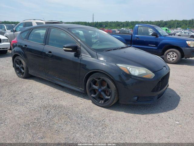  Salvage Ford Focus St